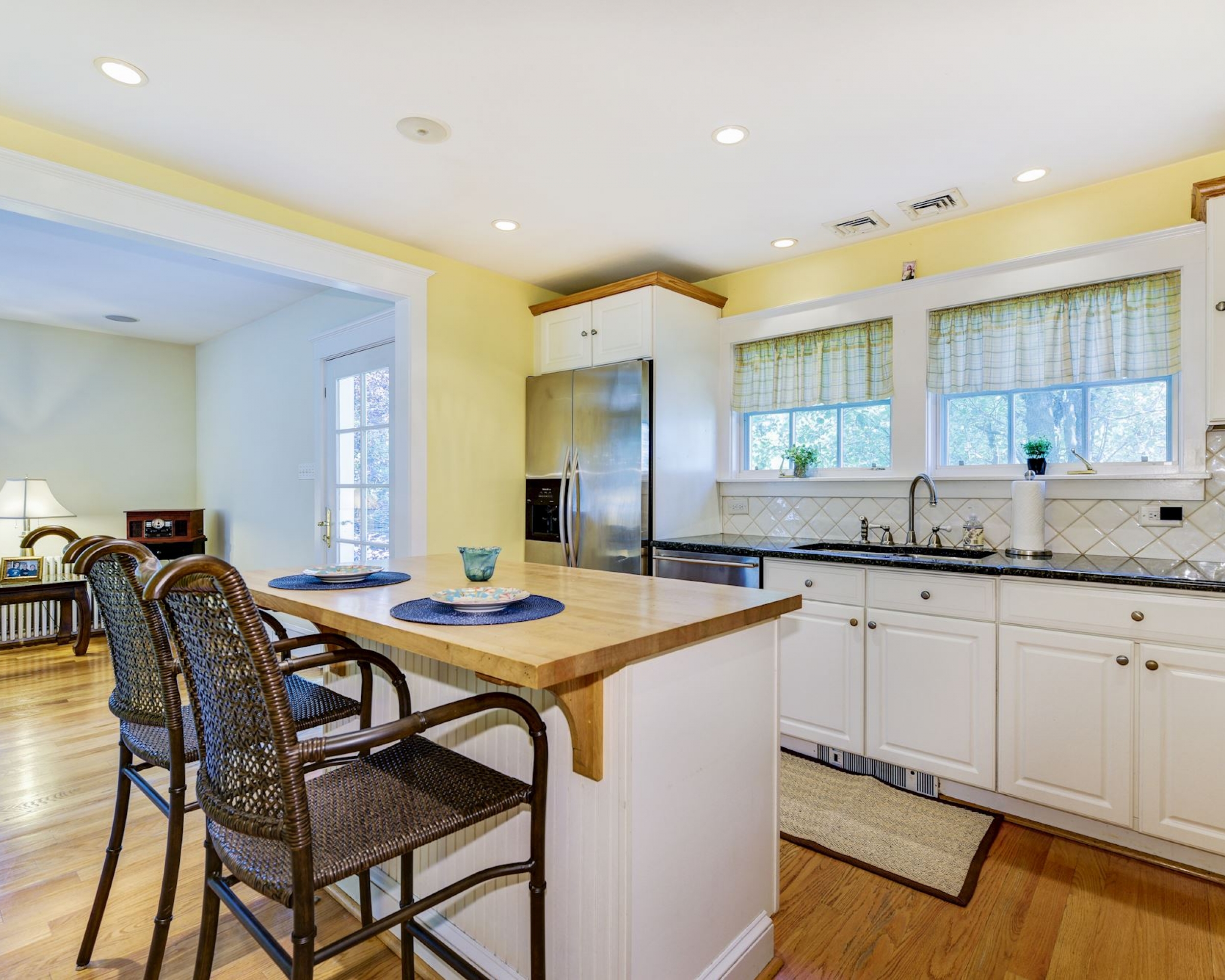 Bungalow kitchen 2