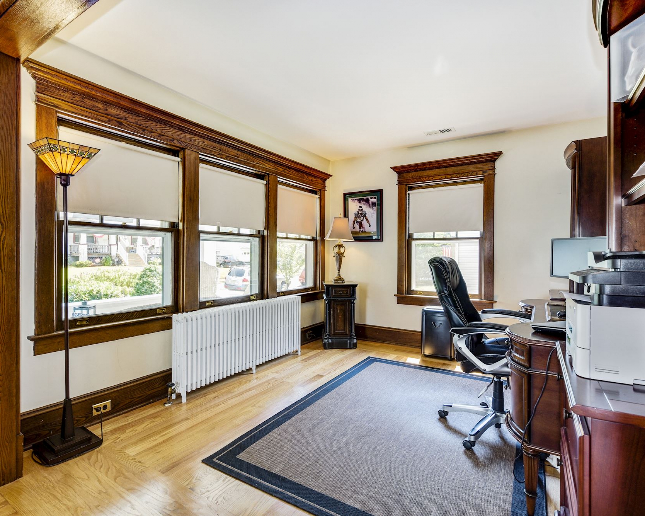 Bungalow office
