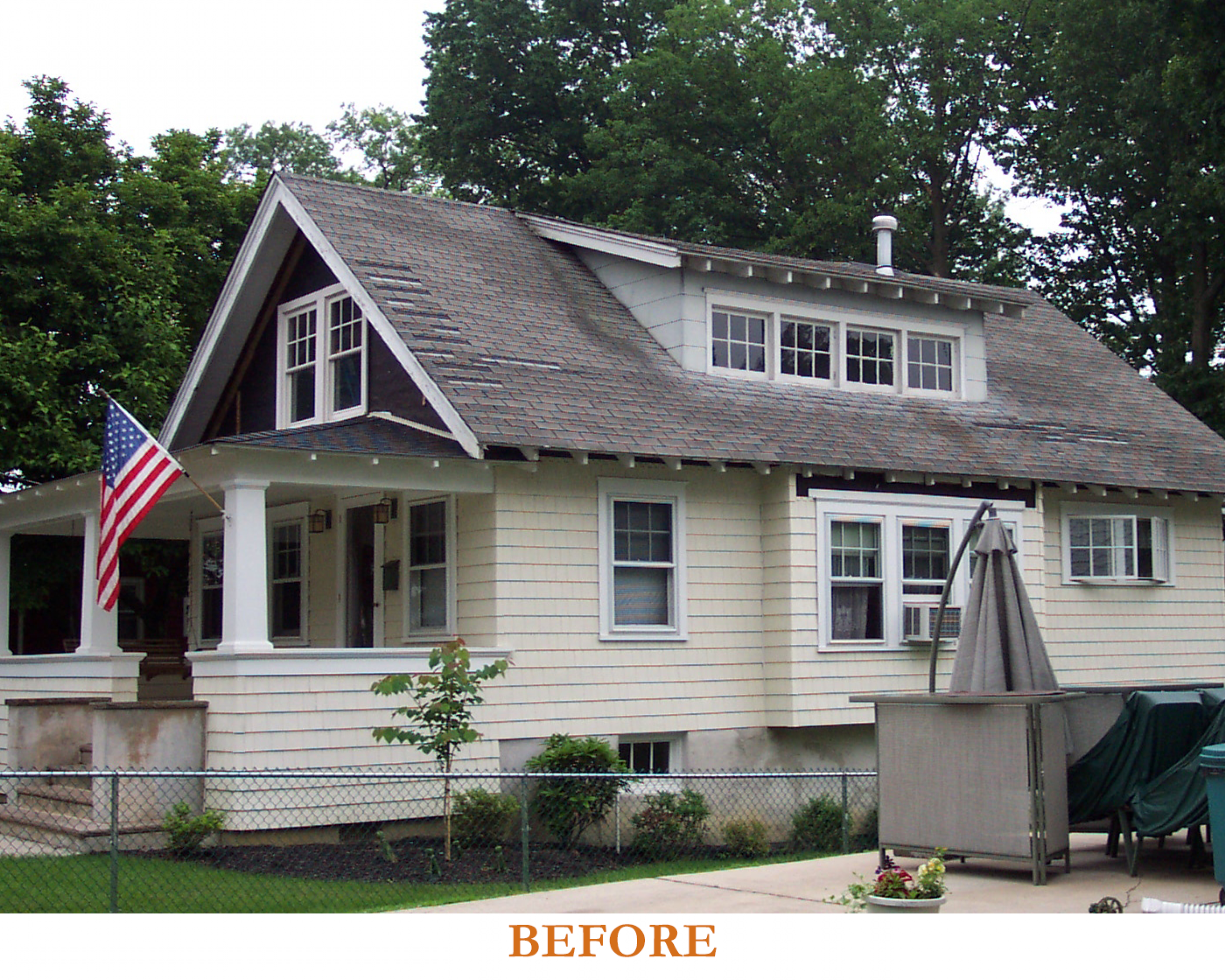 Bungalow sideview before